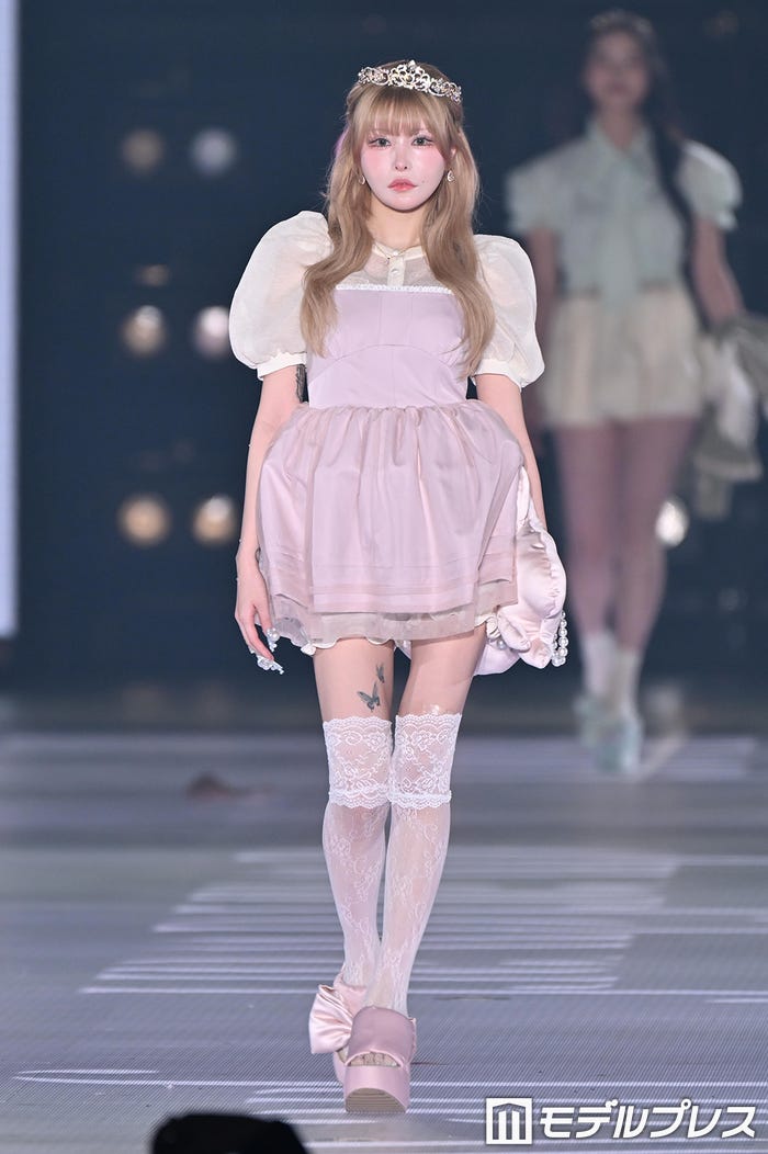 戦慄かなの(C)モデルプレス