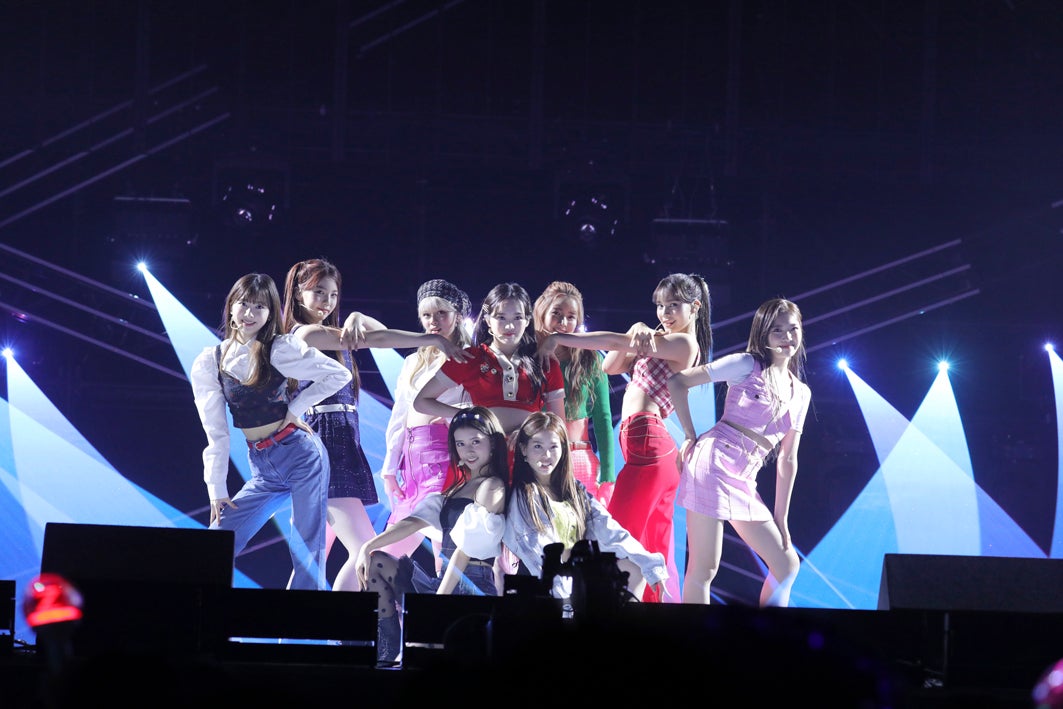 NiziU（PHOTO：山内洋枝）