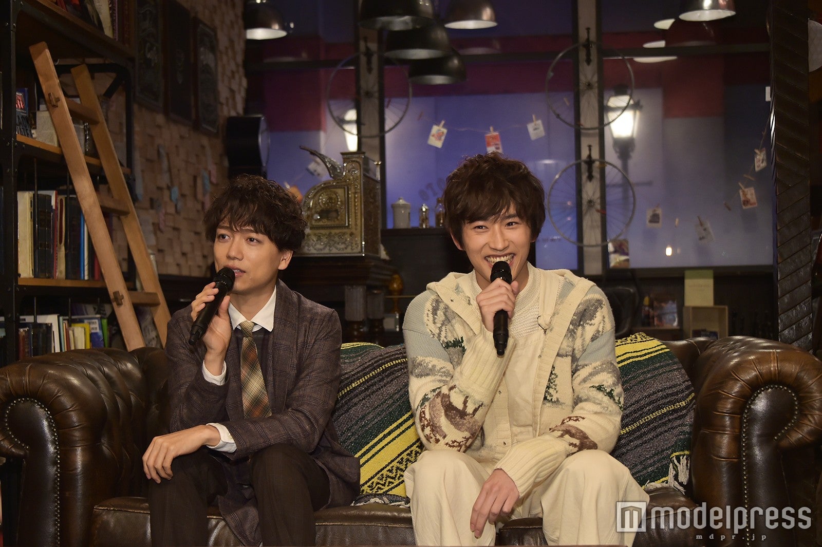 山崎育三郎、杉野遥亮 （C）モデルプレス