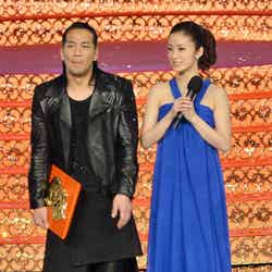 「第55回 輝く！日本レコード大賞」で夫婦初共演を果たしたEXILE・HIROと上戸彩