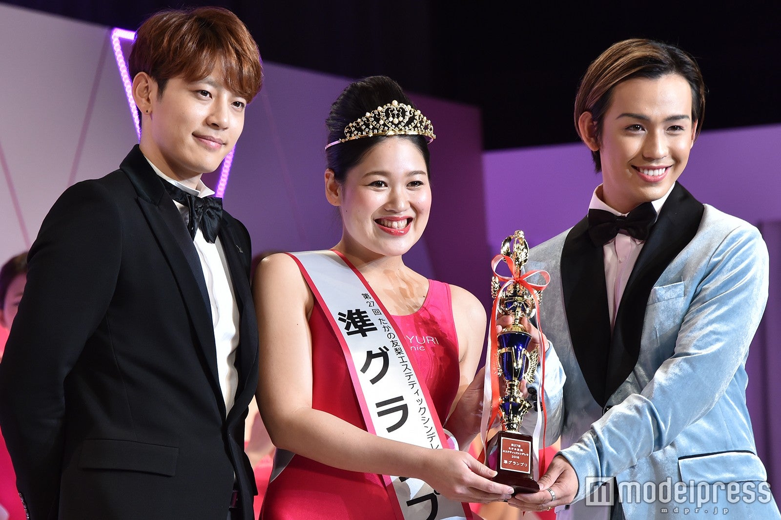 授賞式の様子 （C）モデルプレス