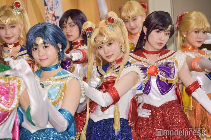 伊藤理々杏、山下美月、高山一実(C)モデルプレス