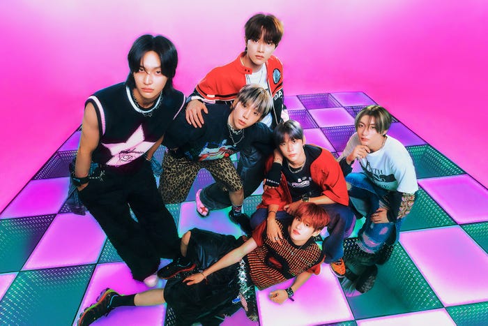 <RIIZEプロフィール>SHOTARO(ショウタロウ)、EUNSEOK(ウンソク)、SUNGCHAN(ソンチャン)、WONBIN(ウォンビン)、SOHEE(ソヒ)、ANTON(アントン)からなるボーイズグループ。2023年9月に韓国デビュー、2024年9月にThe 1st Japan Single「Lucky」で日本デビューを果たした。グループ名は「成長する」という意味の「Rise」と「実現する」という意味を持つ「Realize」を組み合わせ、「共に成長して夢を実現していくチーム」というメッセージが込められている。