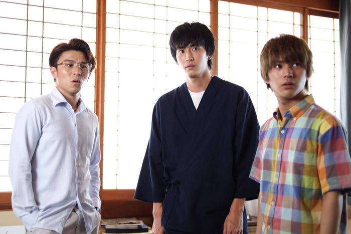 中尾明慶、杉野遥亮、荒木飛羽「ばらかもん」より(C)フジテレビ