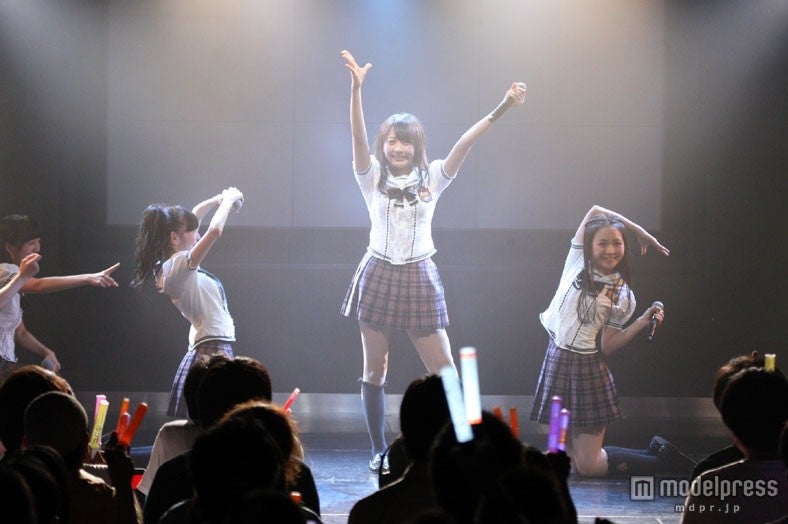 「制服の芽」（C）AKS