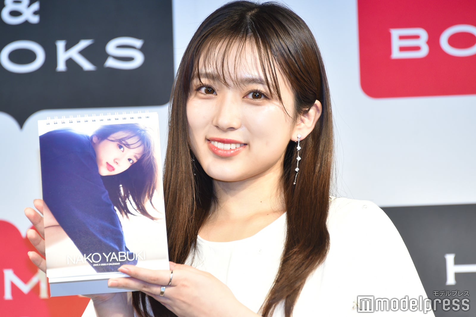 矢吹奈子（C）モデルプレス