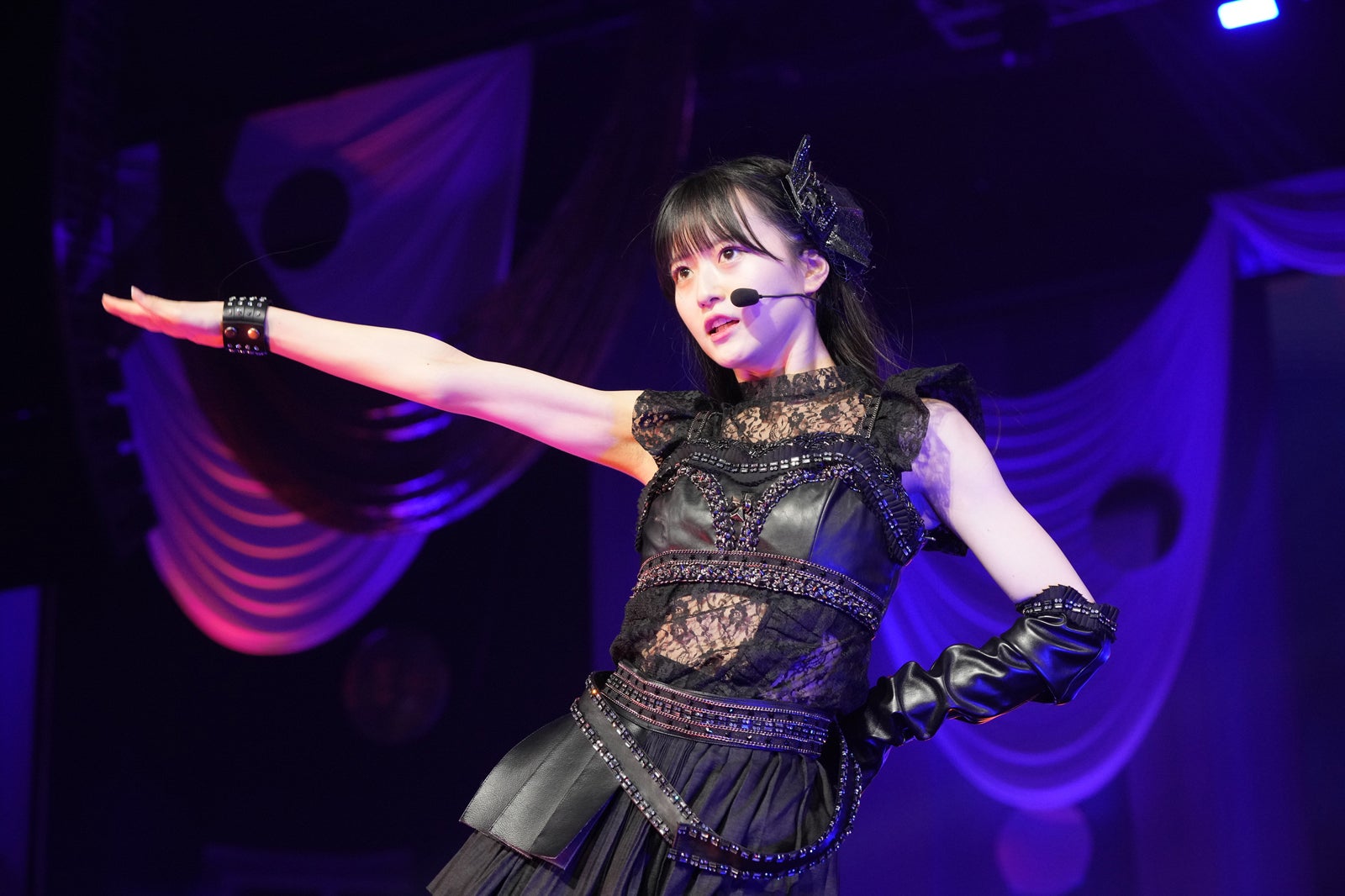 AKB48 ラウンドワン アクリルスタンド 小栗有以 佐藤綺星 八木愛