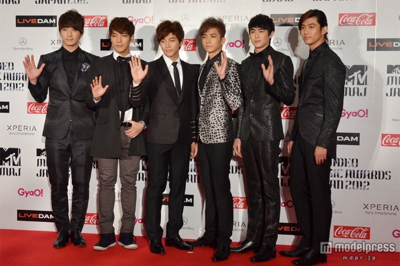 ＜速報＞2PM、クールなスーツスタイルで「MTV VMAJ」レッドカーペットに登場