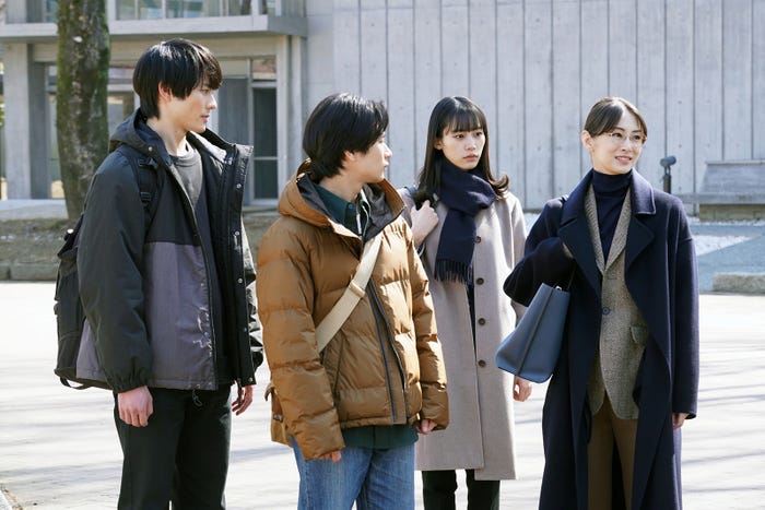 前田拳太郎、前田旺志郎、南沙良、北川景子 「女神の教室~リーガル青春白書~」第10話より(C)フジテレビ