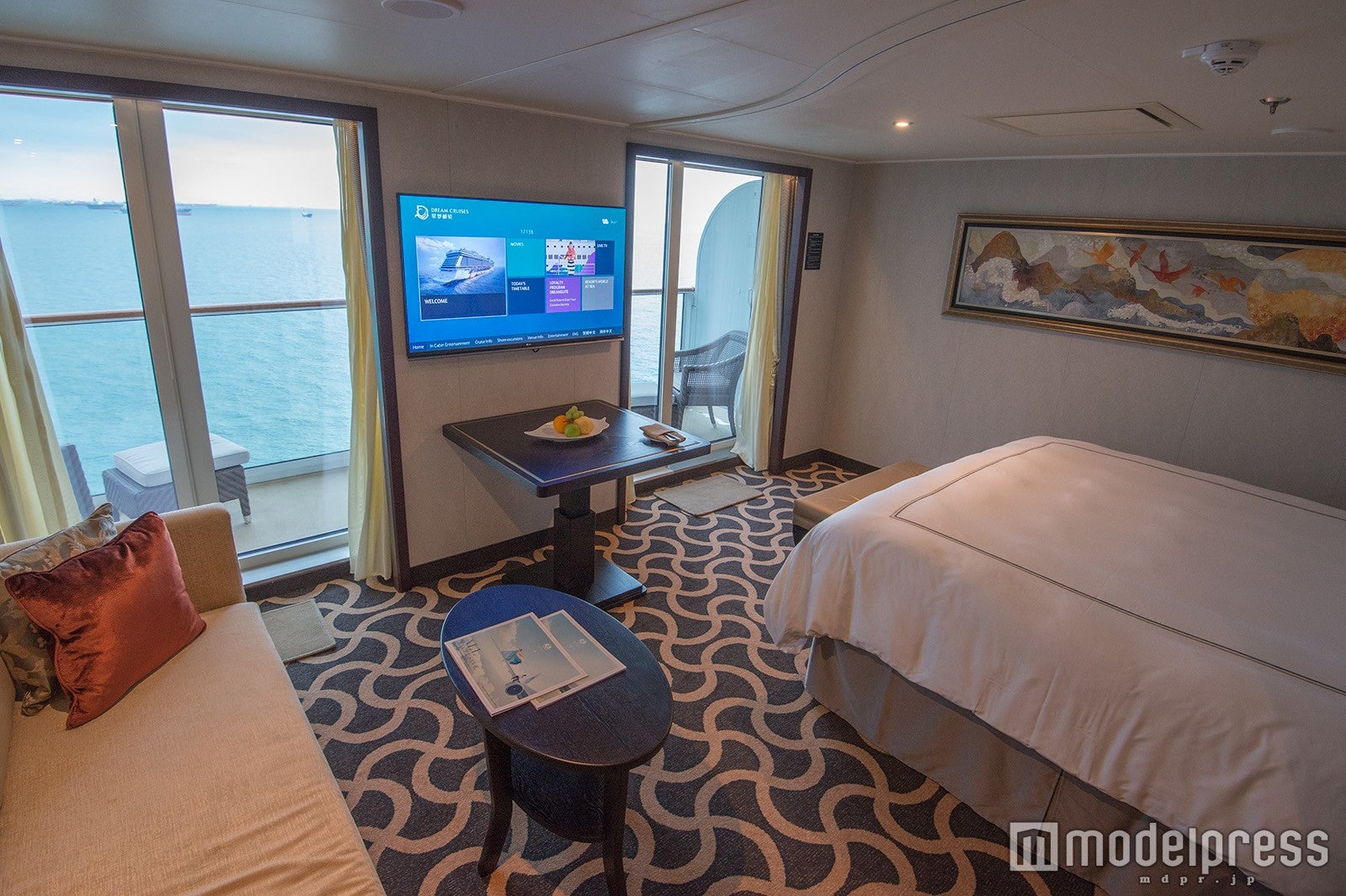 スイートルーム「パレス」 （C）モデルプレス