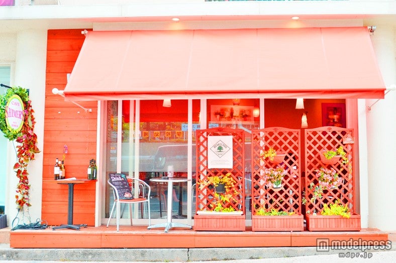オレンジの屋根が目印の「SHIMER’S CAFE （シマーズカフェ）」