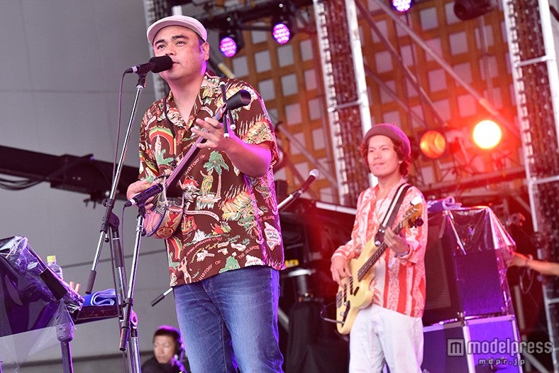 BEGIN／（C）SWEET LOVE SHOWER 2015