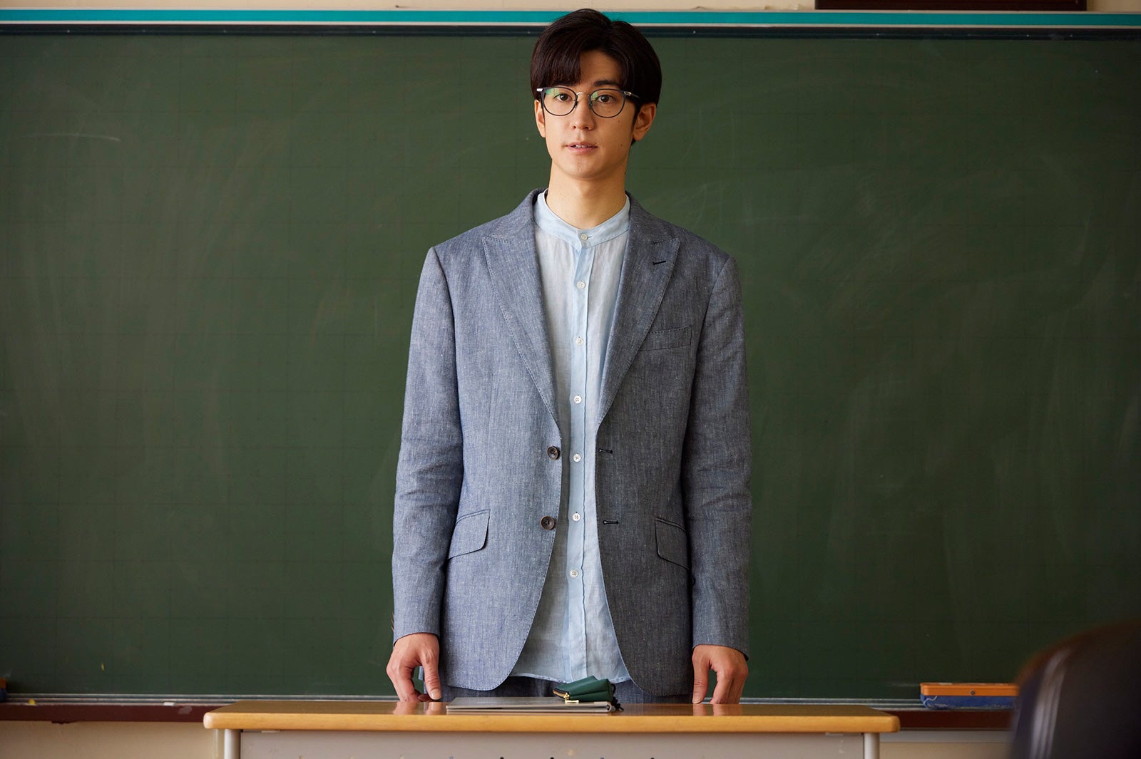 Hey! Say! JUMP中島裕翔「純愛ディソナンス」教師姿のシーン写真＆追加キャスト解禁