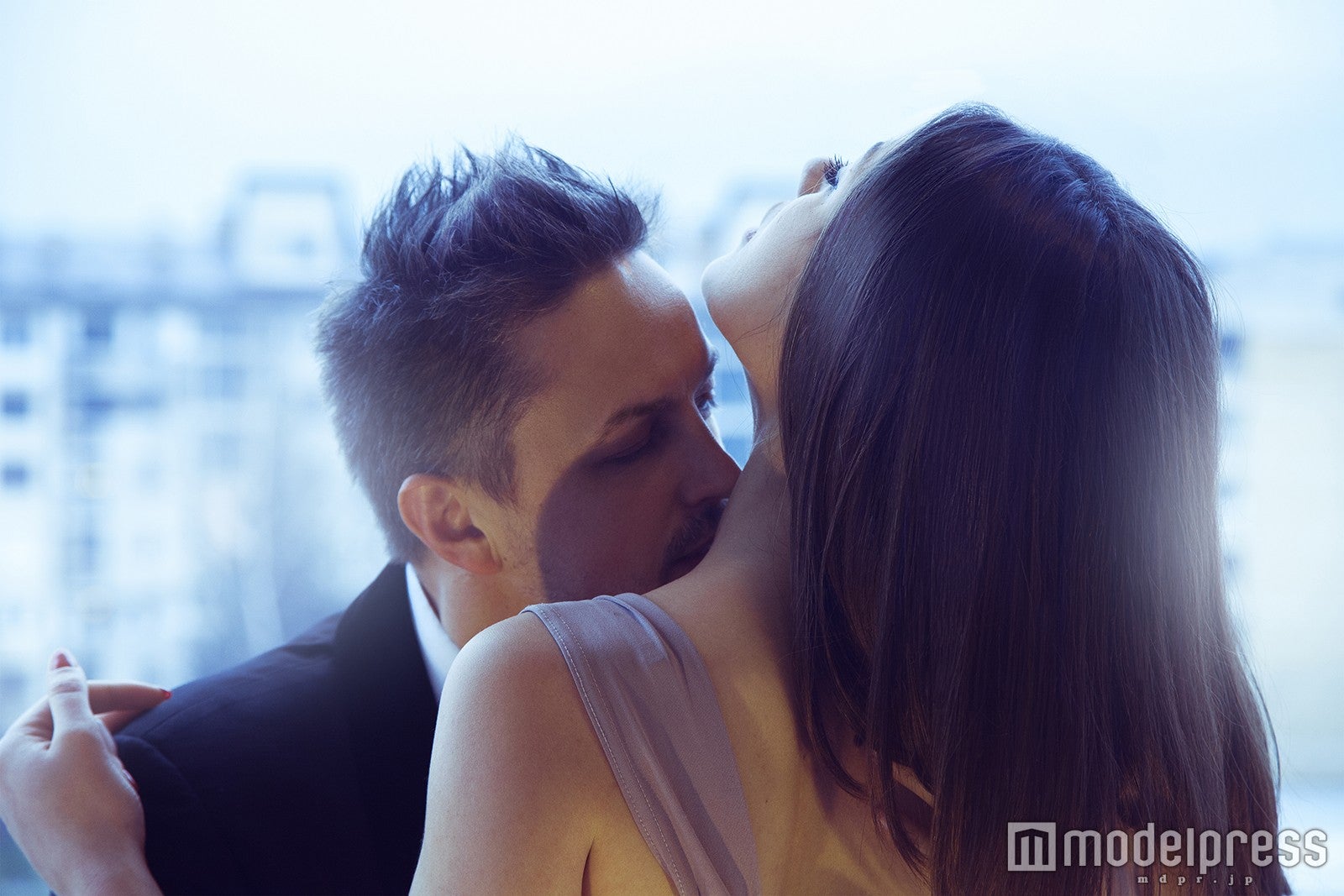 不倫や浮気はしないのが一番（photo by ponomarencko／Fotolia）