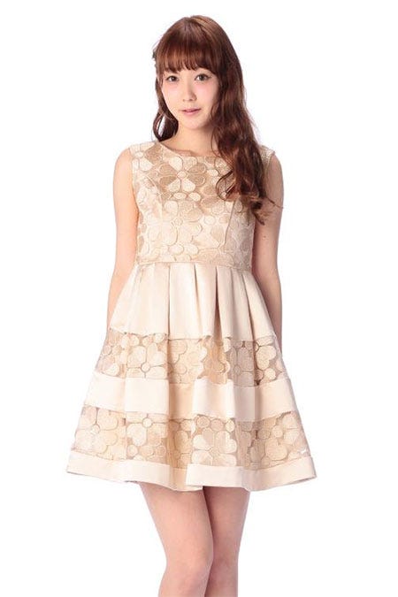 レースボーダーワンピース「JugeETTA」17,928円(税込)