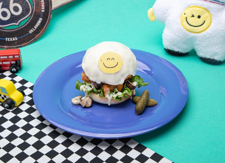 「TRUZカフェ～DINER～」東京・新宿に限定オープン　バーガーやシェイクなどアメリカンダイナー風メニュー