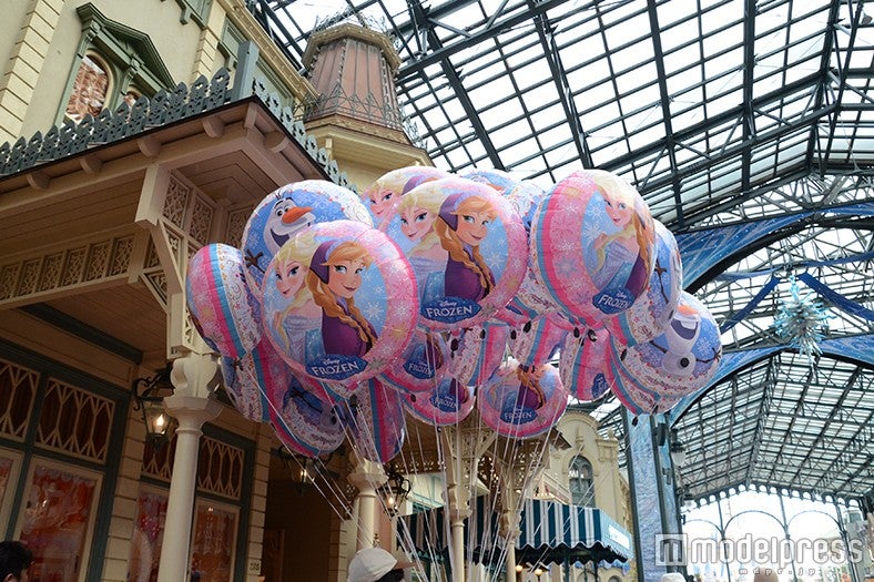 バルーン（C）モデルプレス