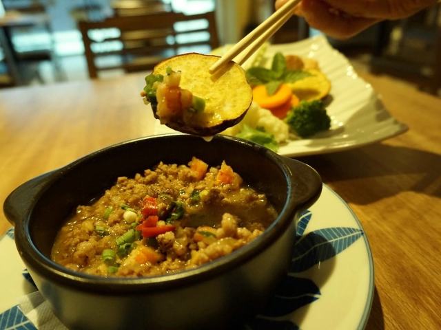 column_d76dd059d8d19b48ae5753f3a515f459.