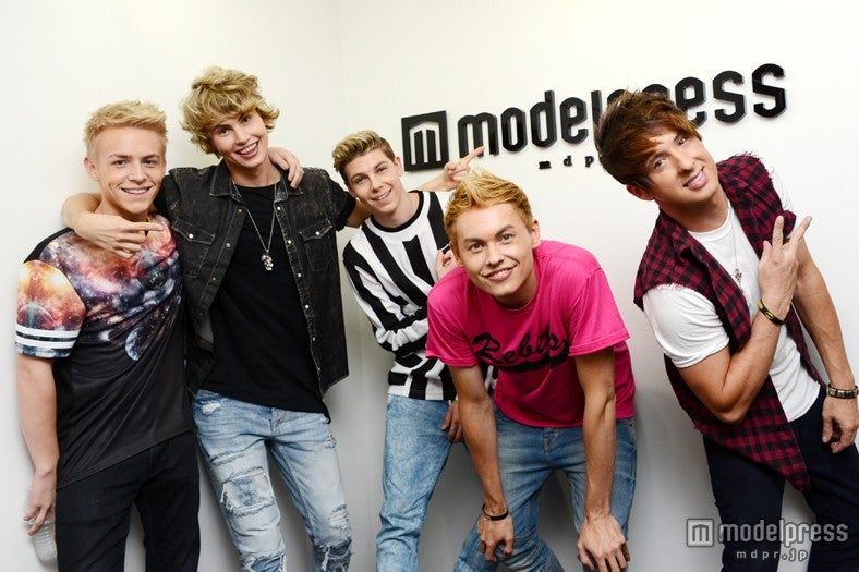 アフター・ロミオ（左から）デヴィン・フォックス、ブレイク・イングリッシュ、ティー・シ―・カーター、ドリュー・ライアン・スコット、ジェイク・パーディー