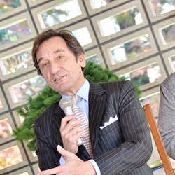 モデルプレス - 嵐・櫻井翔、思わぬスカウトに恐縮「修行中の身です」 駐日フランス大使と接見