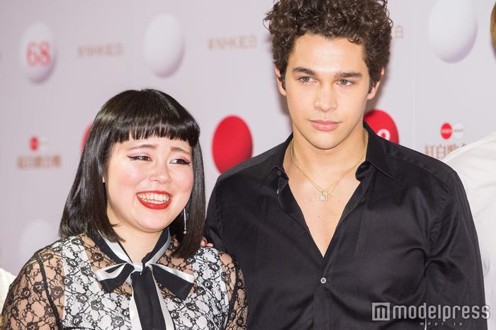 ブルゾンちえみ、オースティン・マホーン/写真はリハーサル会見より(C)モデルプレス