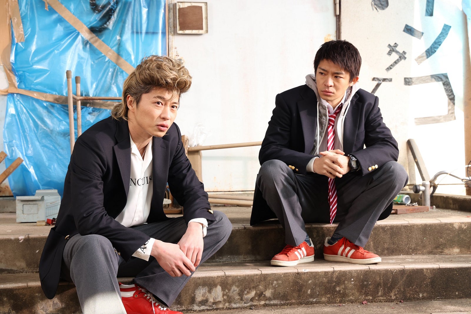 田中圭、岸優太（C）2023「Gメン」製作委員会（C）小沢としお（秋田書店）2015