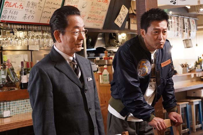 水谷豊、寺脇康文「相棒season22」第4話より(C)テレビ朝日