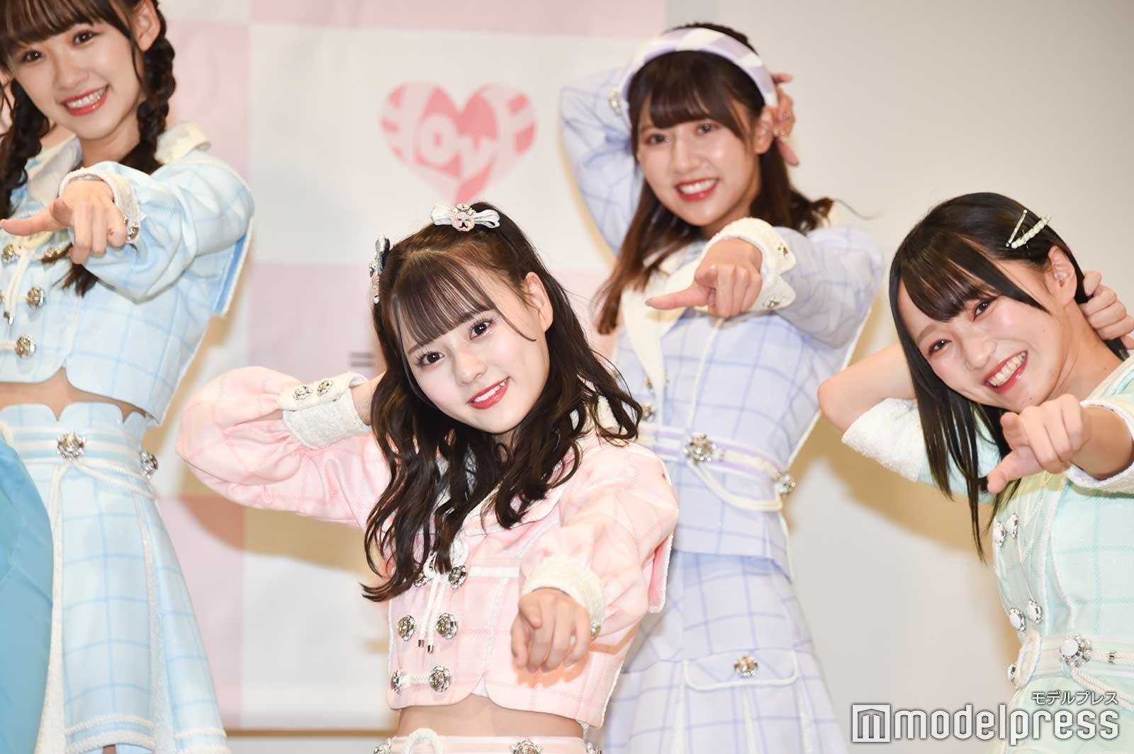 （C）モデルプレス