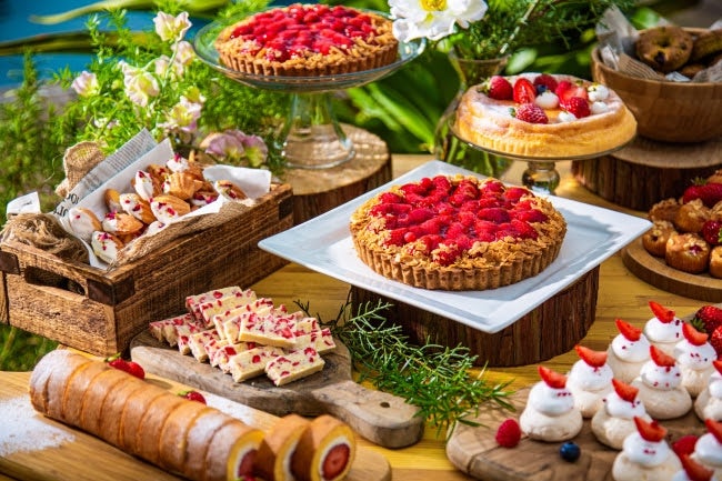 LUIGANS STRAWBERRY PICNIC ～あまおうオーダービュッフェ～／画像提供：THE LUIGANS Spa & Resort