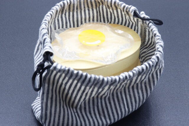 セリアのダイカットクールジェル目玉焼きはお弁当の保冷剤におすすめ