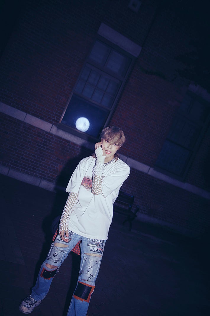 EJ（C）HYBE LABELS JAPAN