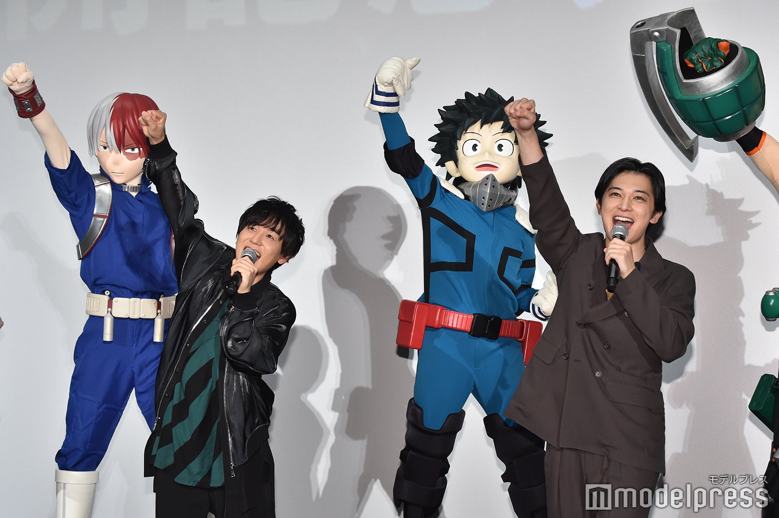 （左から）山下大輝、吉沢亮（C）モデルプレス