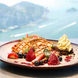 香港最高峰の展望台「スカイ100」に新絶景カフェがオープン