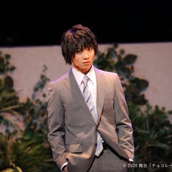 植田圭輔「かわいい生徒たちを何卒よろしく」 舞台「チョコレート戦争」開幕