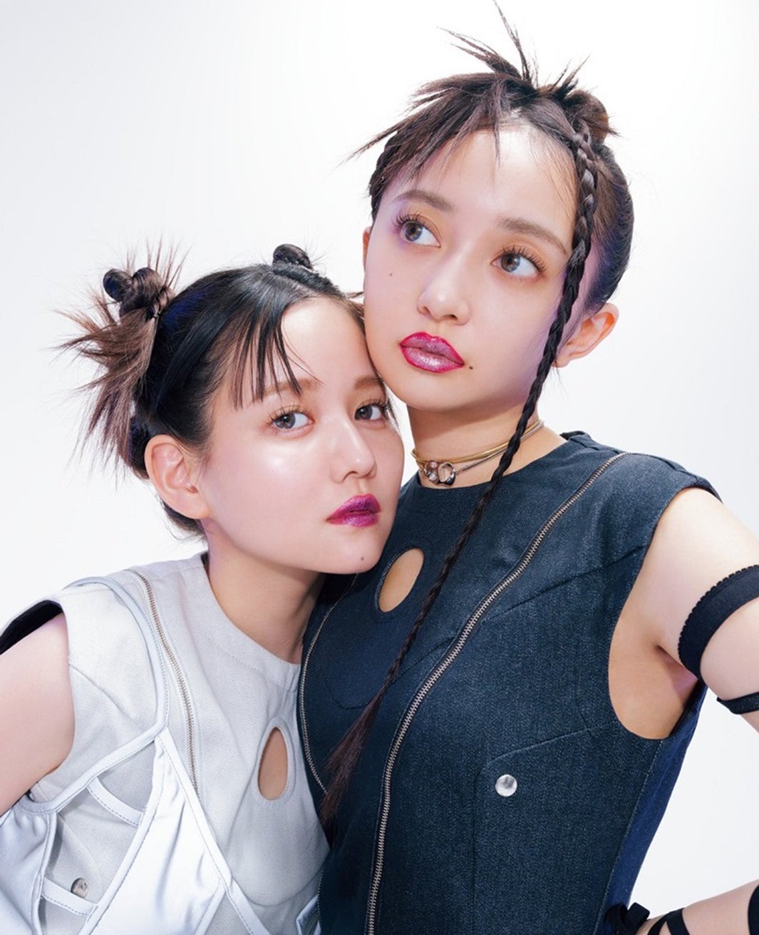 めぐみ様、小宮有紗　PE＋　5枚 BB838 小宮有紗◇切り抜き 5ページ 切抜き 水着 ビキニ item