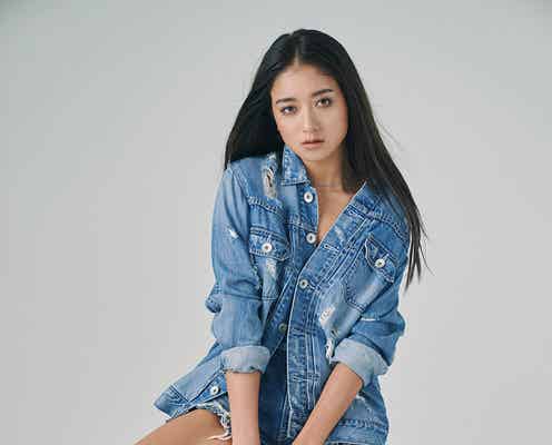 みちょぱ、“デニム on デニム”で美脚&美腹筋披露