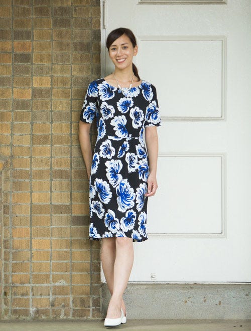 マットジャージブルーフラワープリント半袖ワンピース「TALBOTS」11,664円(税込)/画像提供:TALBOTS