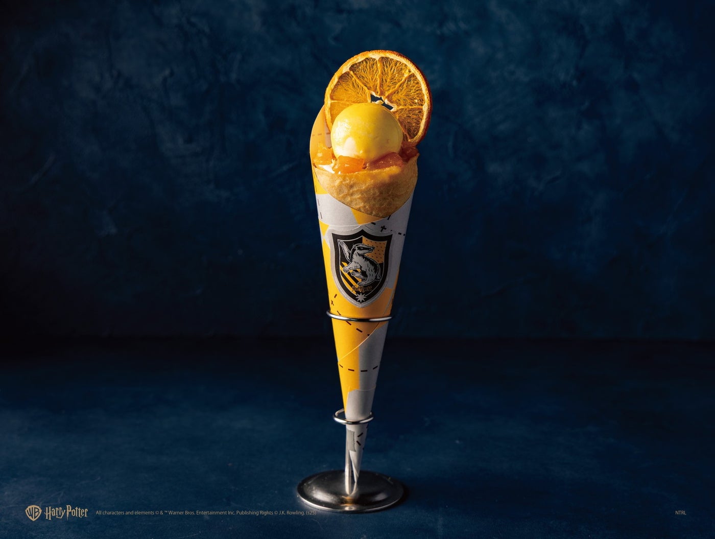 ハッフルパフ クレープ／All characters and elements （C） TM Warner Bros. Entertainment Inc. Publishing Rights （C） J.K. Rowling. (s25)　NTRL