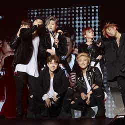 モデルプレス - iKON、2度目の全国アリーナツアー開始 新人では異例の数字叩き出す