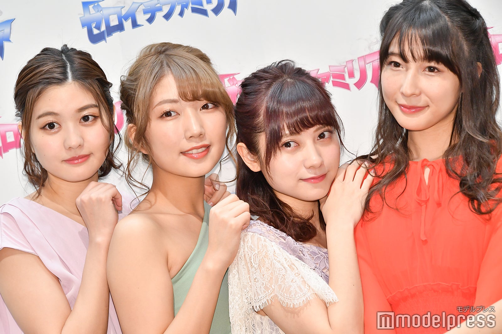 林ゆめ、霜月めあ、桃月なしこ、川崎あや （C）モデルプレス