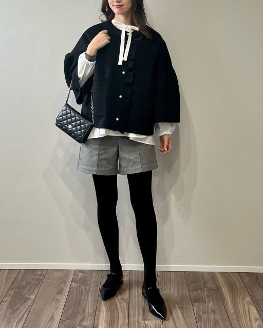GU　ショートパンツ　グレー　コーデ　OK　タイツ