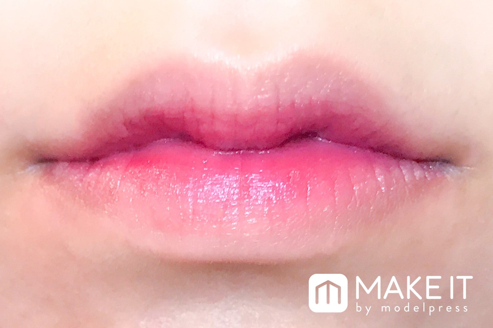 クリスタルデュオ リップスティック (C)メイクイット