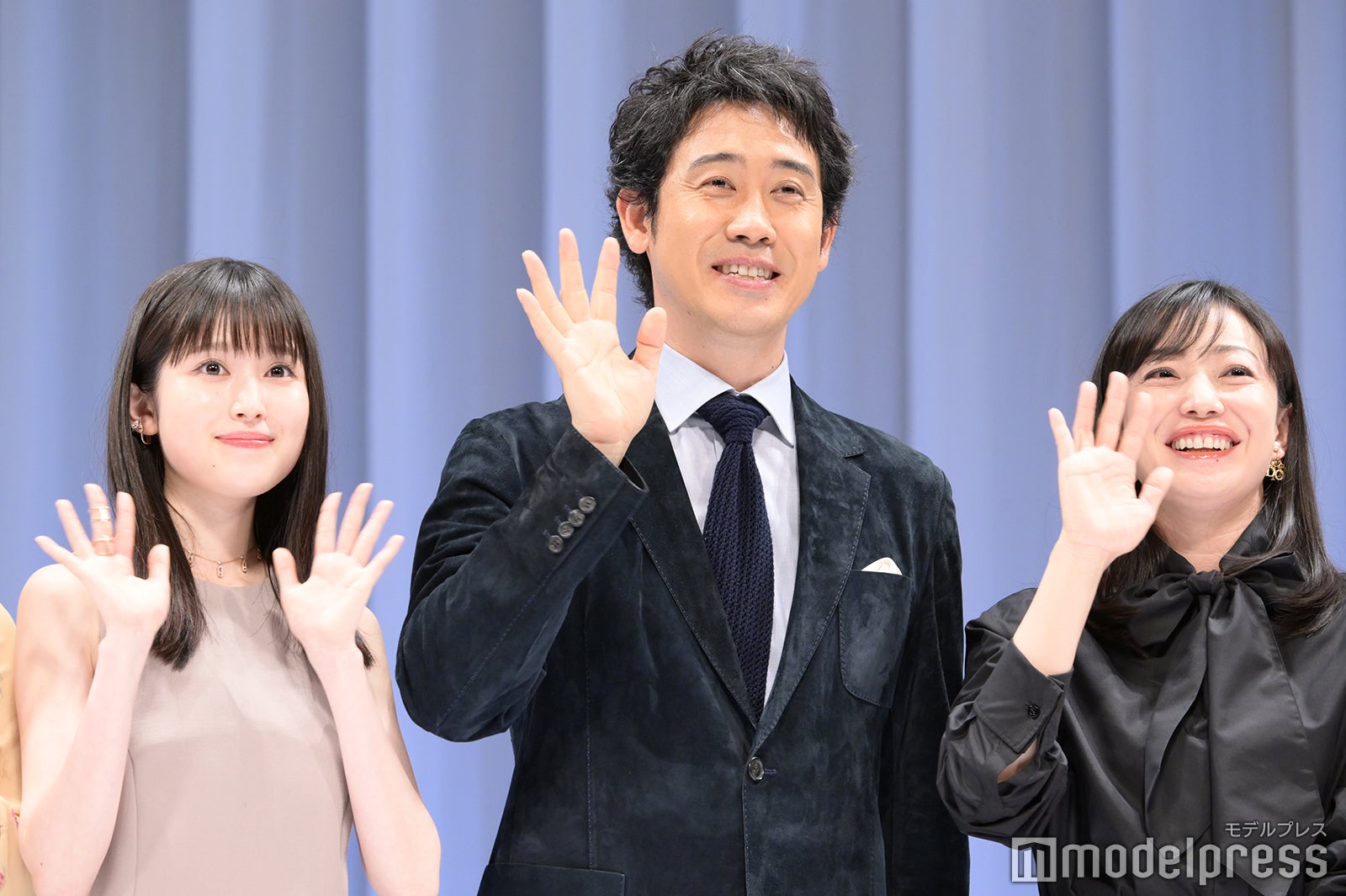 福本莉子、大泉洋、菅野美穂（C）モデルプレス