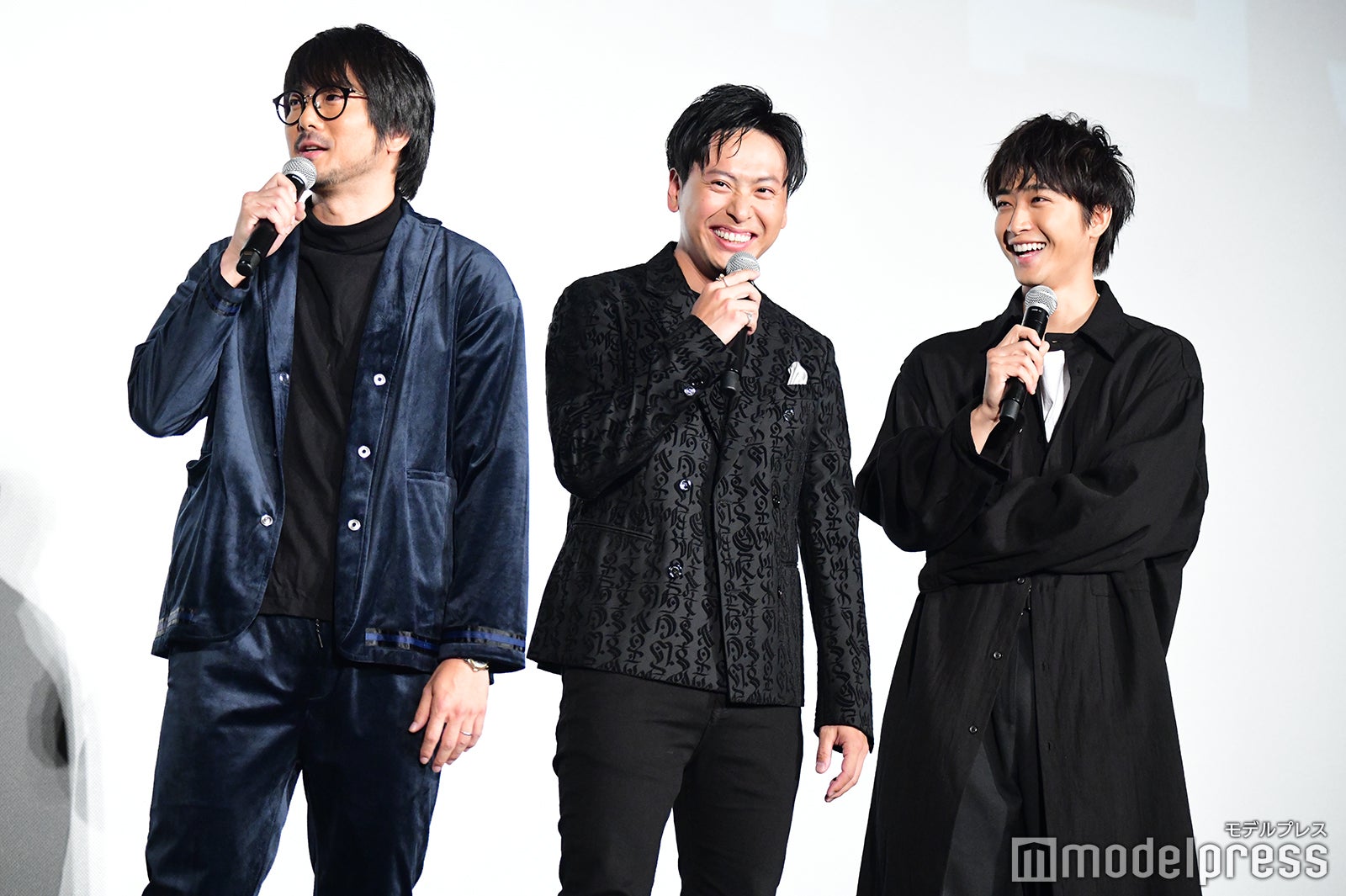 平沼紀久監督、山下健二郎、佐藤寛太 （C）モデルプレス