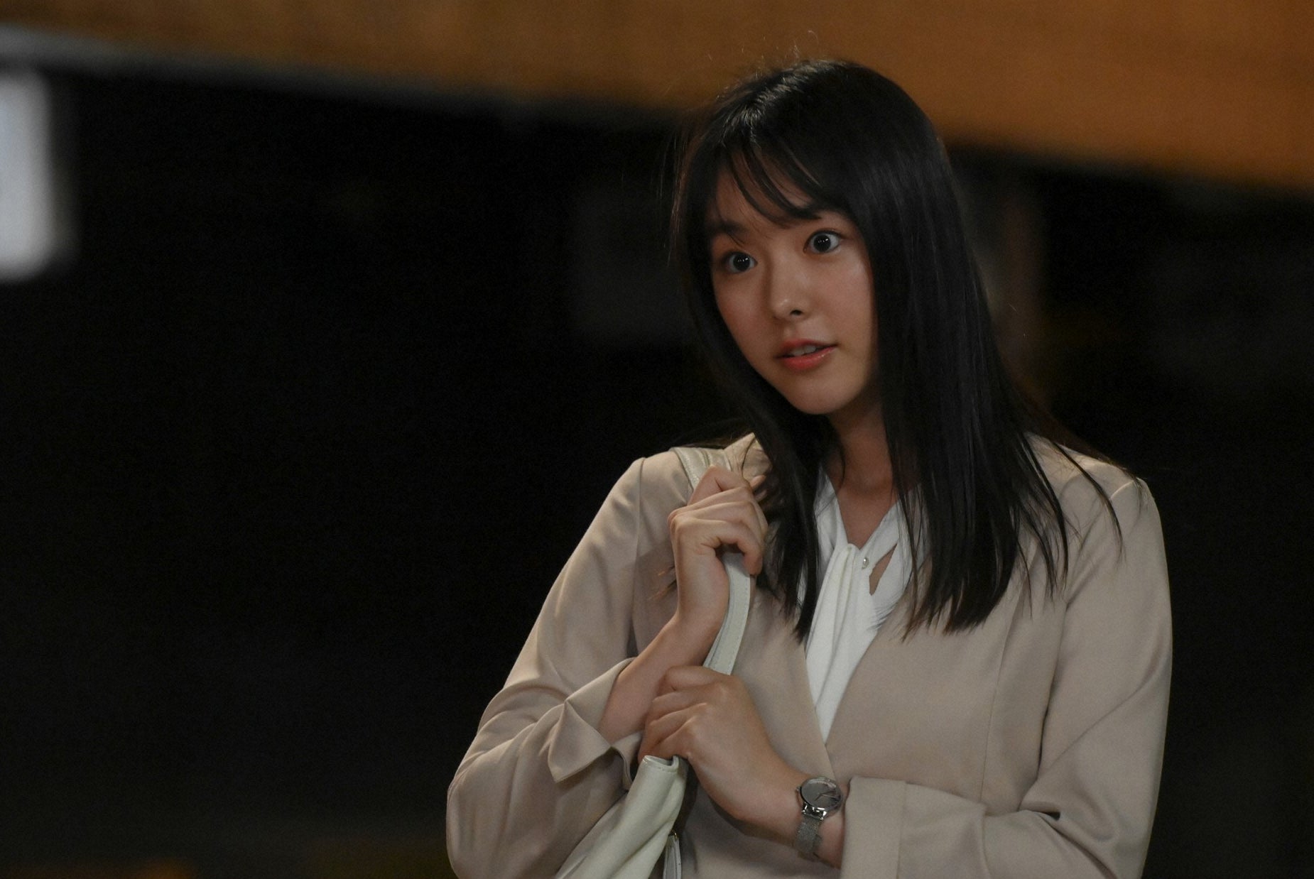 凪のお暇 スナックの杏役で雰囲気ガラリ 中田クルミが気になる プロフィール モデルプレス 凪のお暇 スナックの杏役で雰囲気ガラリ 中田クルミが気になる プロフィール モデルプレス