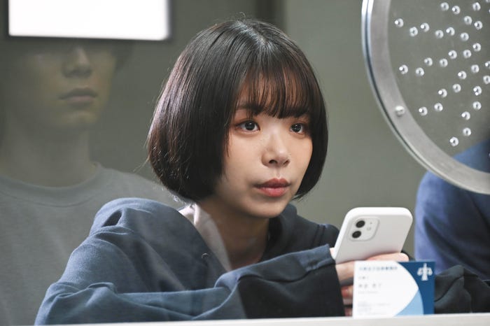 趣里「モンスター」第1話(C)カンテレ