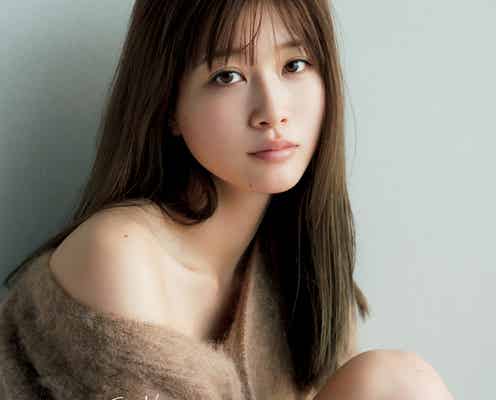 生見愛瑠、寝起きの完全すっぴんで表紙 1st写真集のタイトル・カバー解禁