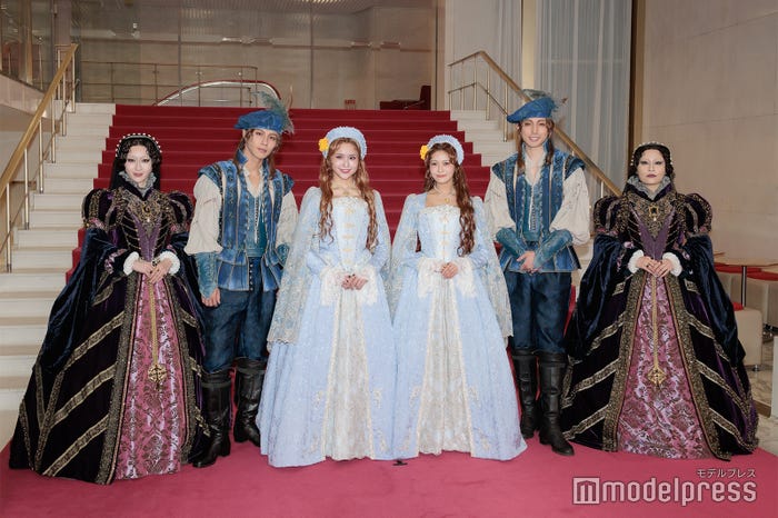 有沙瞳、手島章斗、小南満佑子、奥田いろは、有澤樟太郎、丸山礼(C)モデルプレス