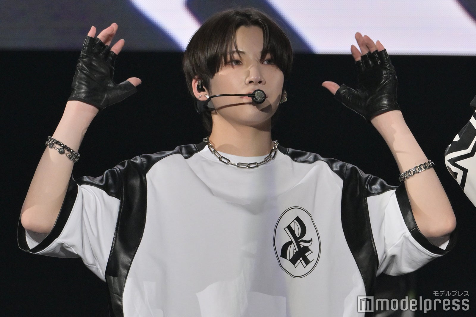 美肌が輝くYUMA「BEAT AX」&TEAM（C）モデルプレス