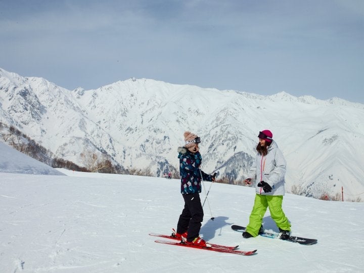 立山黒部アルペンルートと白馬スキー／画像提供：星野リゾート